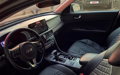 KIA Optima IV, 2017 год, 1 300 000 рублей, 10 фотография