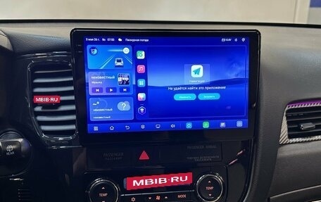 Mitsubishi Outlander III рестайлинг 3, 2017 год, 1 980 000 рублей, 7 фотография