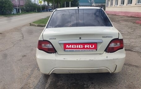Daewoo Nexia I рестайлинг, 2012 год, 70 000 рублей, 3 фотография