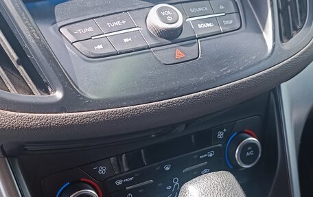 Ford Kuga III, 2017 год, 14 фотография