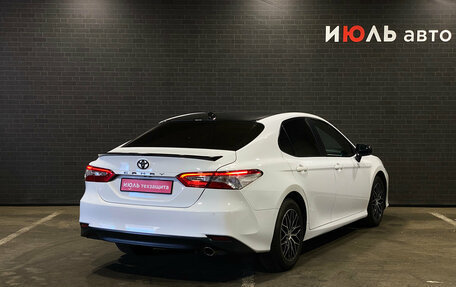Toyota Camry, 2018 год, 2 670 000 рублей, 5 фотография