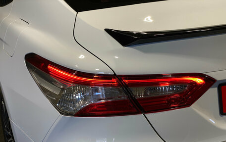 Toyota Camry, 2018 год, 2 670 000 рублей, 7 фотография