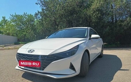Hyundai Elantra, 2020 год, 2 100 000 рублей, 6 фотография