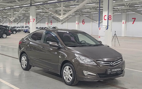 Hyundai Solaris II рестайлинг, 2015 год, 830 000 рублей, 3 фотография