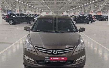 Hyundai Solaris II рестайлинг, 2015 год, 830 000 рублей, 2 фотография