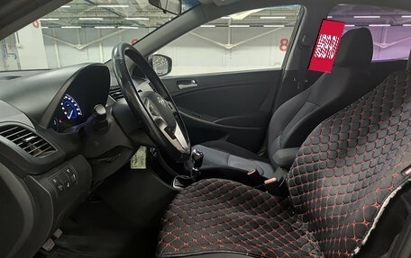 Hyundai Solaris II рестайлинг, 2015 год, 830 000 рублей, 20 фотография