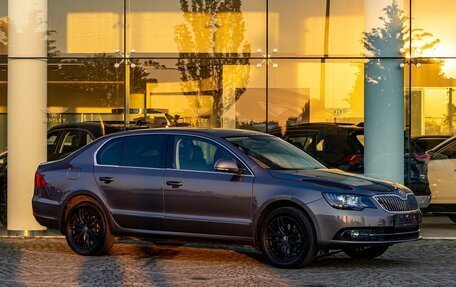 Skoda Superb III рестайлинг, 2014 год, 1 295 000 рублей, 3 фотография