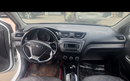 KIA Rio III рестайлинг, 2012 год, 666 000 рублей, 11 фотография