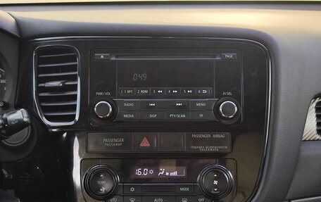 Mitsubishi Outlander III рестайлинг 3, 2013 год, 1 470 000 рублей, 18 фотография