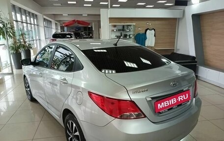 Hyundai Solaris II рестайлинг, 2015 год, 925 000 рублей, 7 фотография