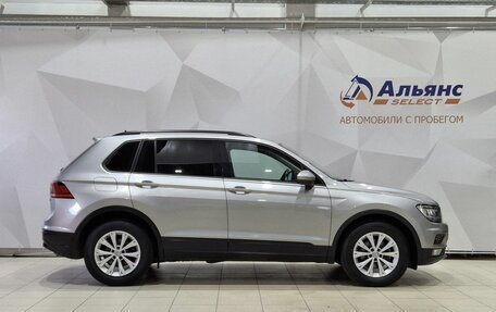 Volkswagen Tiguan II, 2020 год, 2 750 000 рублей, 2 фотография