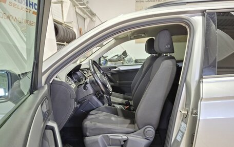 Volkswagen Tiguan II, 2020 год, 2 750 000 рублей, 16 фотография