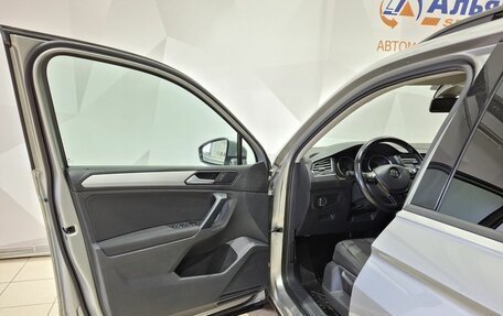 Volkswagen Tiguan II, 2020 год, 2 750 000 рублей, 21 фотография