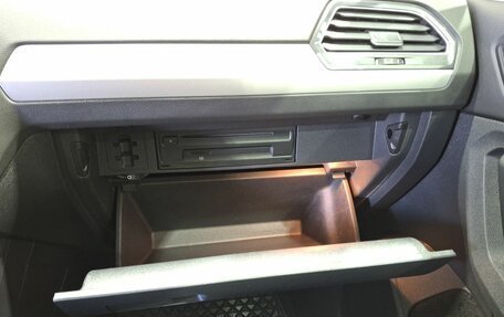 Volkswagen Tiguan II, 2020 год, 2 750 000 рублей, 30 фотография