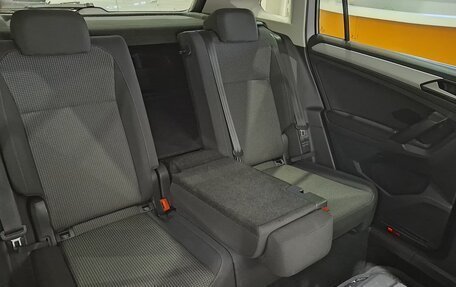 Volkswagen Tiguan II, 2020 год, 2 750 000 рублей, 37 фотография