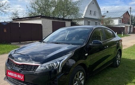 KIA Rio IV, 2020 год, 1 650 000 рублей, 1 фотография