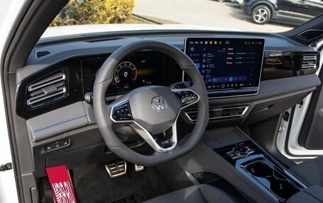 Volkswagen Tiguan, 2025 год, 5 199 000 рублей, 14 фотография