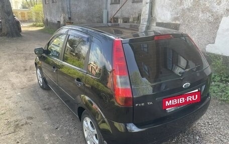 Ford Fiesta, 2005 год, 300 000 рублей, 13 фотография