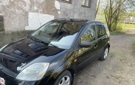 Ford Fiesta, 2005 год, 300 000 рублей, 16 фотография