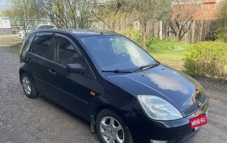 Ford Fiesta, 2005 год, 300 000 рублей, 17 фотография
