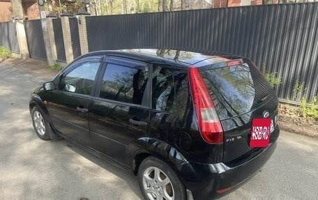 Ford Fiesta, 2005 год, 300 000 рублей, 19 фотография