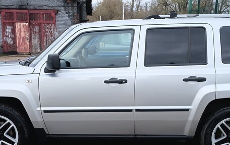 Jeep Liberty (Patriot), 2007 год, 829 000 рублей, 17 фотография