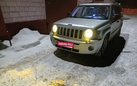 Jeep Liberty (Patriot), 2007 год, 829 000 рублей, 33 фотография
