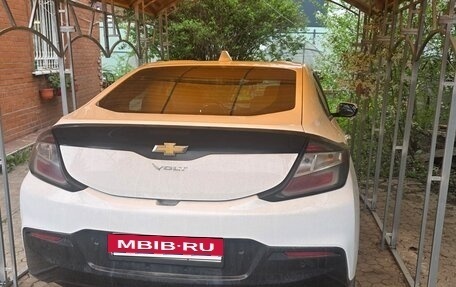 Chevrolet Volt II, 2016 год, 1 850 000 рублей, 3 фотография