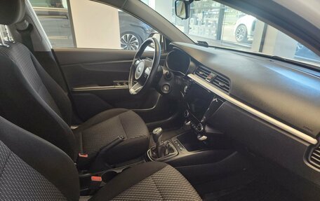 KIA Rio IV, 2019 год, 1 490 000 рублей, 8 фотография