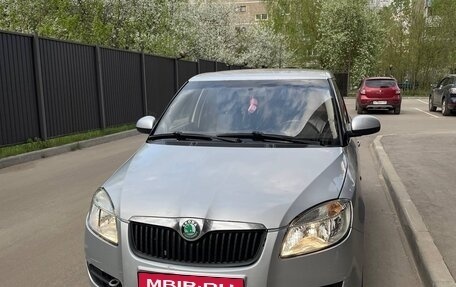 Skoda Fabia II, 2009 год, 305 000 рублей, 1 фотография