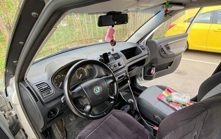 Skoda Fabia II, 2009 год, 305 000 рублей, 8 фотография