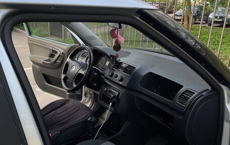Skoda Fabia II, 2009 год, 305 000 рублей, 9 фотография