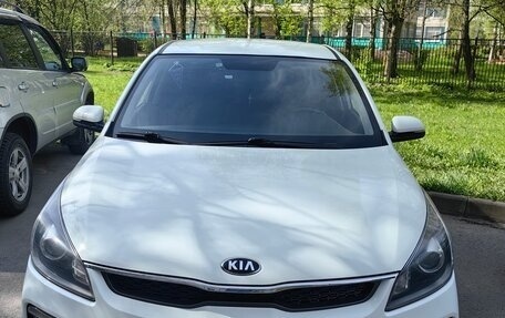 KIA Rio IV, 2018 год, 1 450 000 рублей, 1 фотография