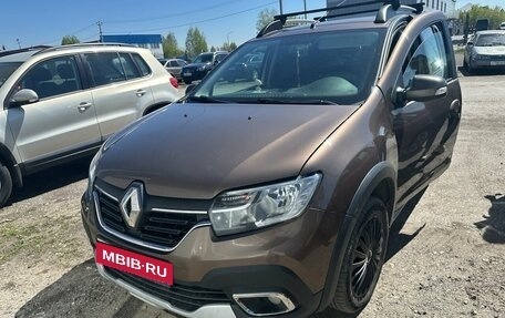 Renault Sandero II рестайлинг, 2020 год, 970 000 рублей, 1 фотография
