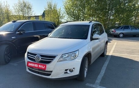 Volkswagen Tiguan I, 2011 год, 850 000 рублей, 1 фотография