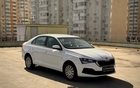 Skoda Rapid II, 2021 год, 820 000 рублей, 1 фотография