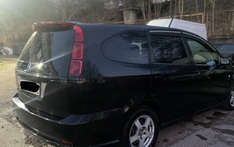 Honda Stream I рестайлинг, 2004 год, 550 000 рублей, 3 фотография