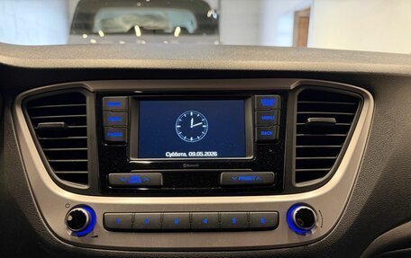 Hyundai Solaris II рестайлинг, 2018 год, 1 199 000 рублей, 10 фотография