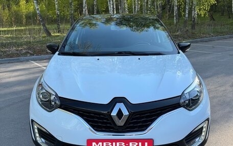 Renault Kaptur I рестайлинг, 2019 год, 1 435 000 рублей, 3 фотография