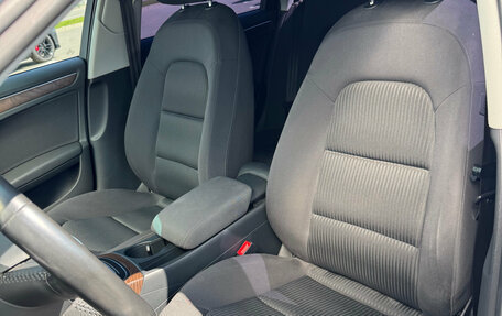 Audi A4, 2012 год, 1 400 000 рублей, 10 фотография