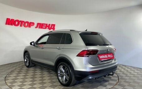 Volkswagen Tiguan II, 2018 год, 2 599 000 рублей, 4 фотография