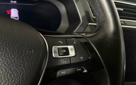 Volkswagen Tiguan II, 2018 год, 2 599 000 рублей, 16 фотография