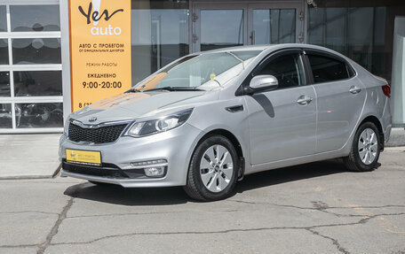 KIA Rio III рестайлинг, 2016 год, 1 075 000 рублей, 2 фотография