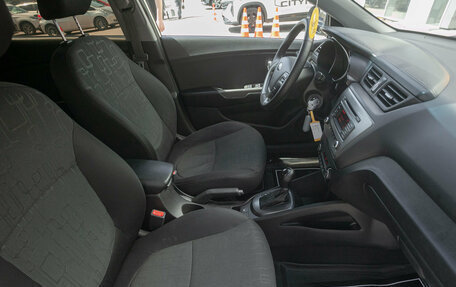 KIA Rio III рестайлинг, 2016 год, 1 075 000 рублей, 19 фотография