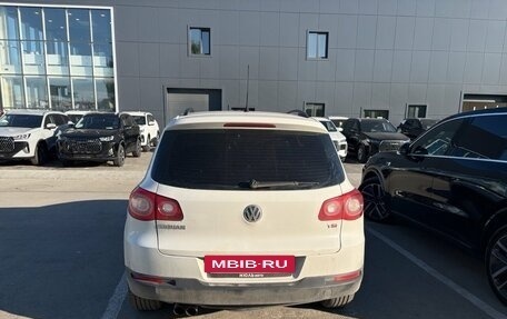 Volkswagen Tiguan I, 2011 год, 850 000 рублей, 4 фотография