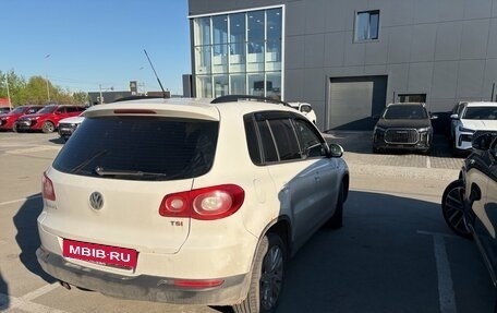 Volkswagen Tiguan I, 2011 год, 850 000 рублей, 6 фотография