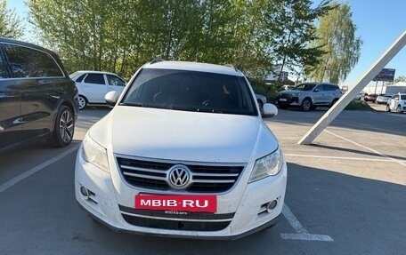 Volkswagen Tiguan I, 2011 год, 850 000 рублей, 5 фотография
