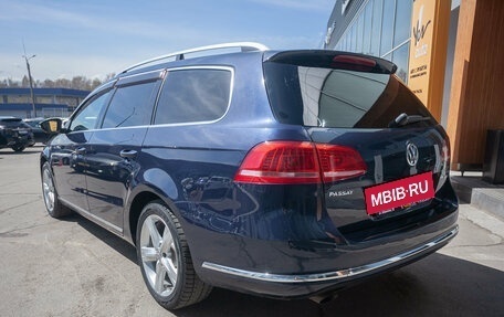 Volkswagen Passat B7, 2011 год, 998 000 рублей, 5 фотография