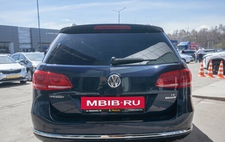 Volkswagen Passat B7, 2011 год, 998 000 рублей, 6 фотография