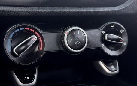 KIA Rio IV, 2020 год, 820 000 рублей, 6 фотография